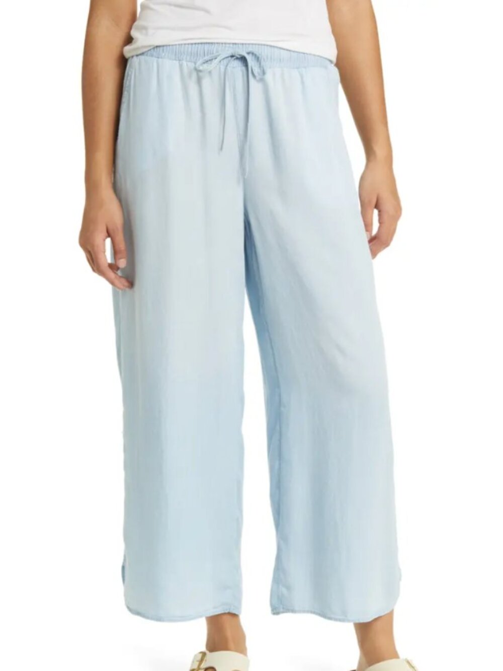 Caslon Dolphin Hem Wide Leg Chambray Pants